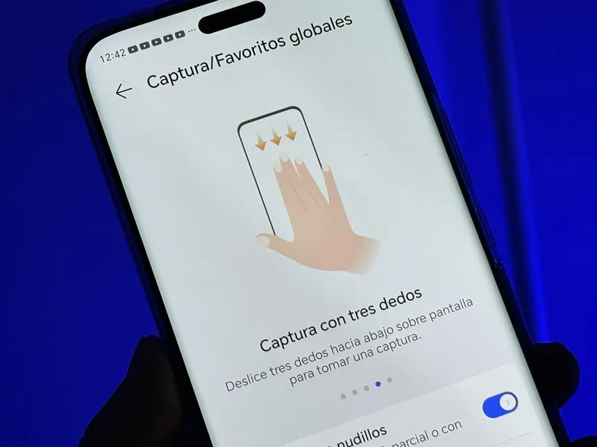 Captura de pantalla deslizando tres dedos